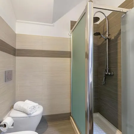 Apartment Little Mermaid Of Stresa - Happy Rentals *