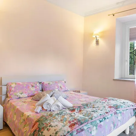 Apartment Little Mermaid Of Stresa - Happy Rentals Stresa