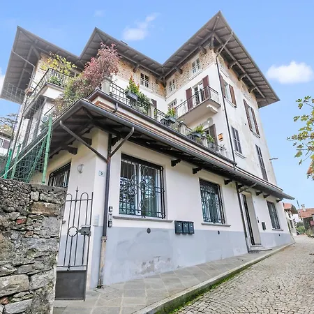 Little Mermaid Of Stresa: Pet Friendly, Walk To Center - Happy Rentals *