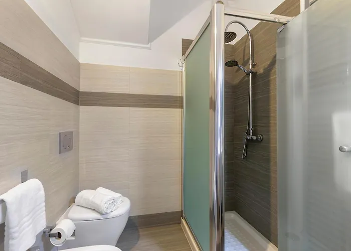 Apartment Little Mermaid Of Stresa Pet Friendly- Happy Rentals *