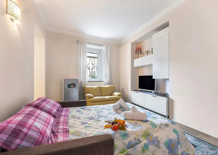 Little Mermaid Of Stresa Pet Friendly- Happy Rentals Apartment
